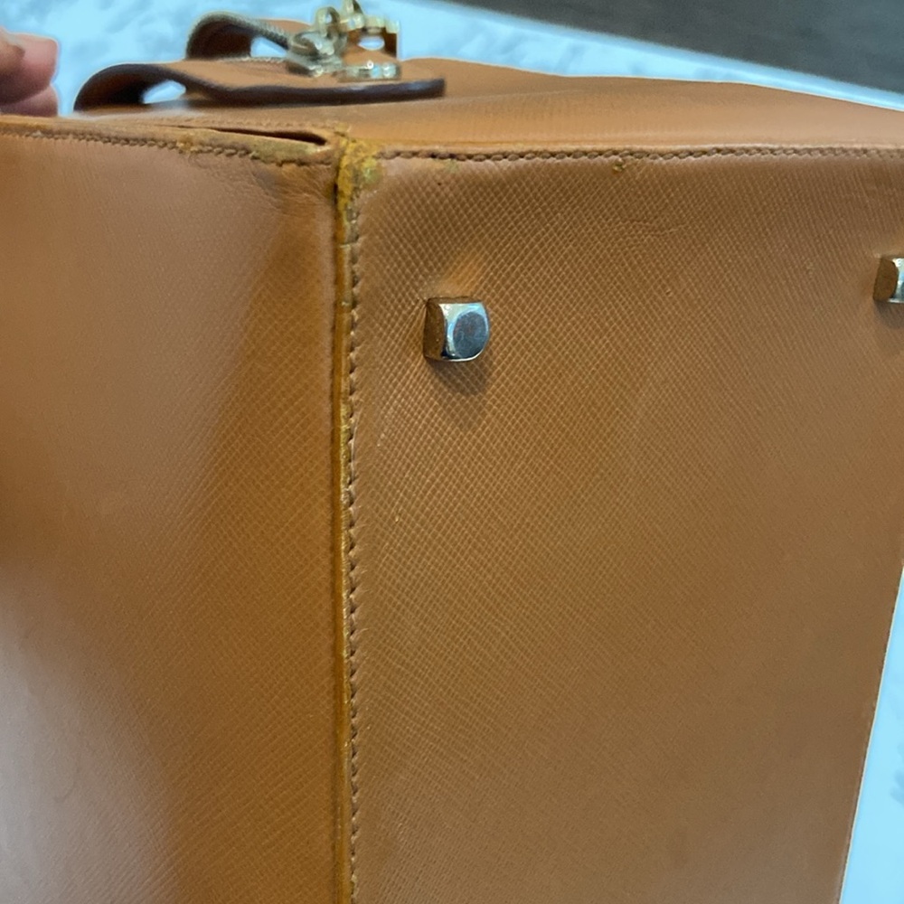 Vintage rare SALVATORE FERRAGAMO Gancini crossbody/handbag - Picture 12 of 12